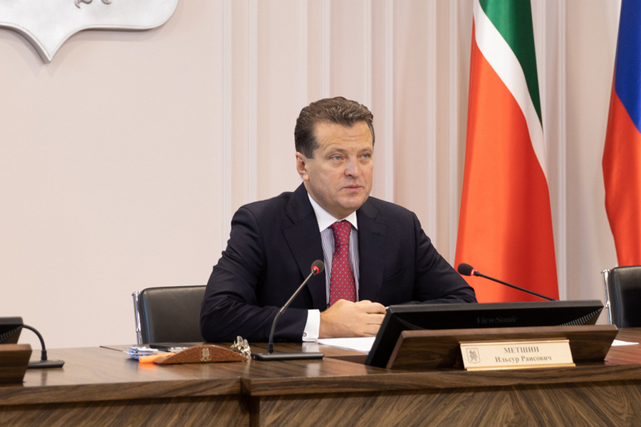 «Нам сегодня вообще не поется»: Ильсур Метшин в шоке от такого снегопада и такой эпидемии