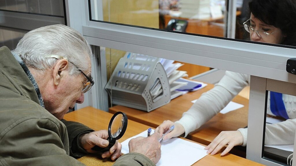 Льготы на ЖКХ: объясняем, как сократить счета за коммуналку