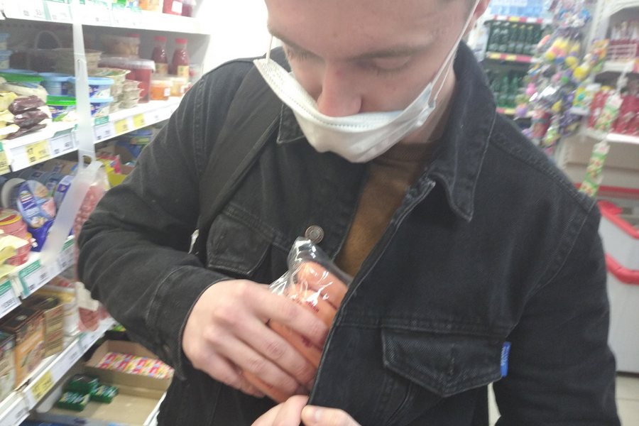 Не пойман - не вор: украденные из магазинов товары в Казани доставляют на дом