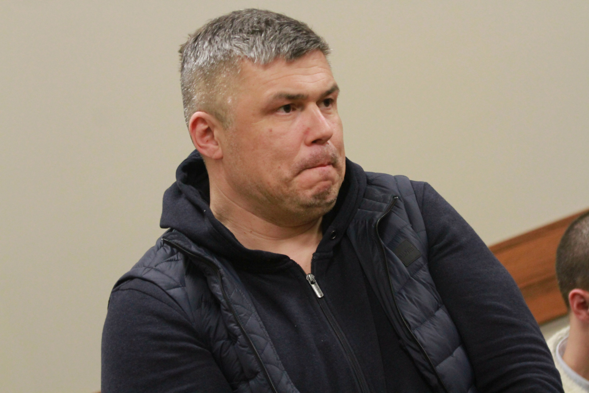 «Дом, квартиры, «БМВ»...»: в Казани директора ипподрома обвиняют в махинациях с конями