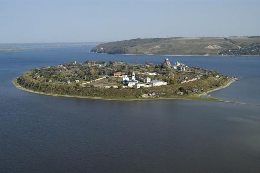 В Свияжске думают, как заманить соловьев 