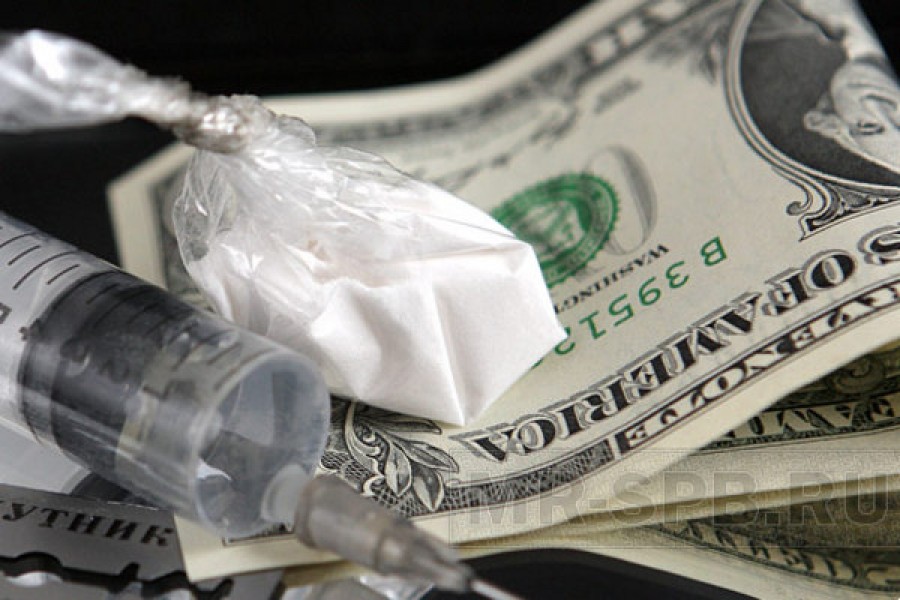 Суд решает вопрос об аресте шести челнинских полицейских за наркотики