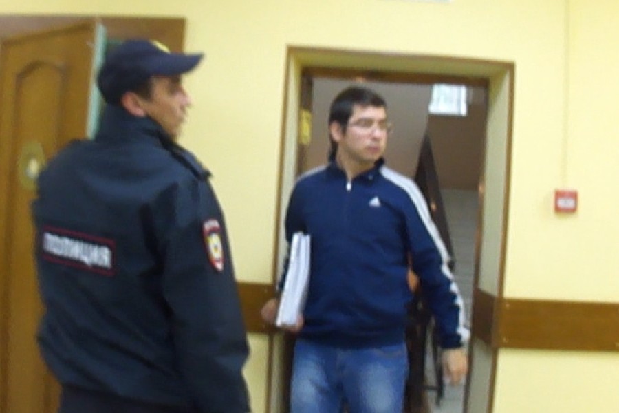 Свидетельница по делу Салахутдинова: собирались платить «Единой России» за то, что строятся стадионы и детские площадки... 