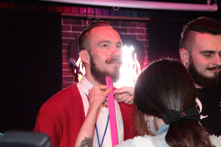 Мужчины в Казани померялись бородами и усами