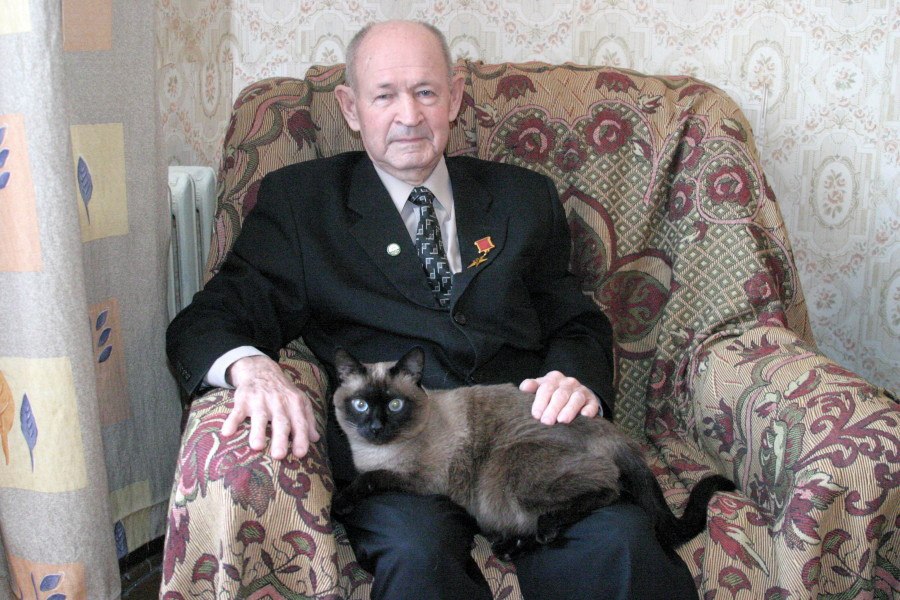 Он научил не путать своих с чужими