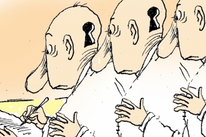 Профессора юрфака КФУ уличили в плагиате и незнании законов