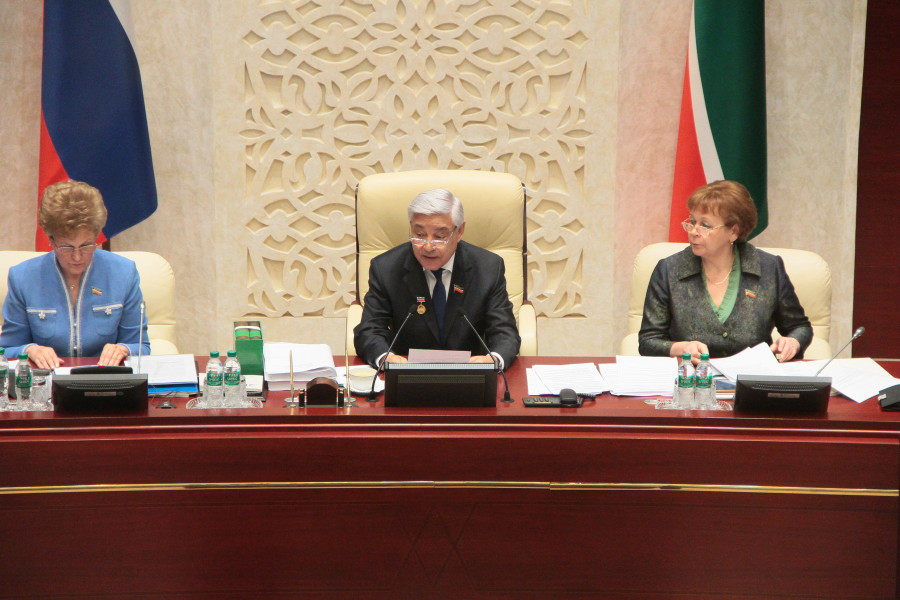 Фарид Мухаметшин: «Радоваться надо, что депутаты не голодные!»