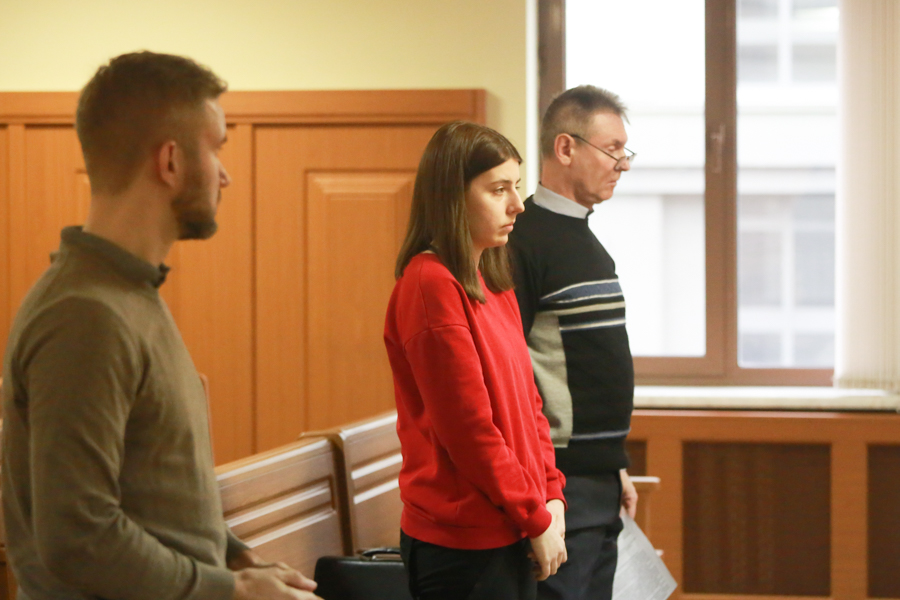 «Московские банкиры хотят попить крови у казанских студентов»: уволенным сотрудникам филиала «КИВИ Банка» в Казани не желают платить компенсацию