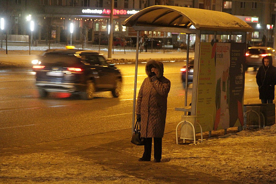 Дело было вечером, уехать было не на чем: казанцы коченеют на остановках в ожидании «краснобусов»