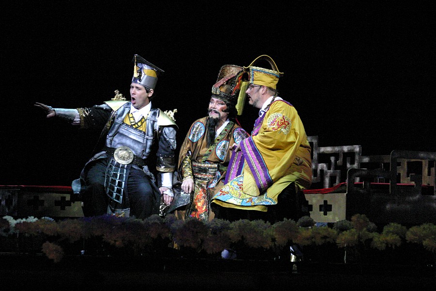 Премьерой "Турандот" откроет сезон театр имени Мусы Джалиля