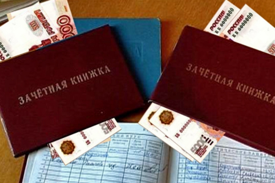 Профессор Казанского медуниверситета, заподозренная во взятке, уволилась по собственному