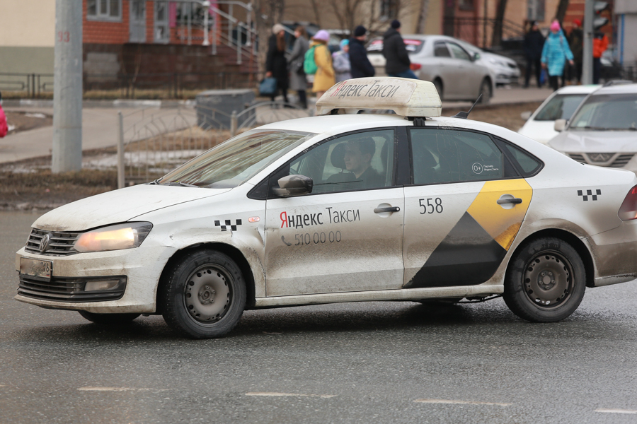 «Села парочка, на вид вроде приличные…»: водители «Яндекс.Такси» в Казани смогут наказать пассажиров за плохое поведение
