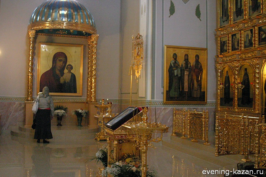 На Чистопольской открыли храм священномученика Кирилла