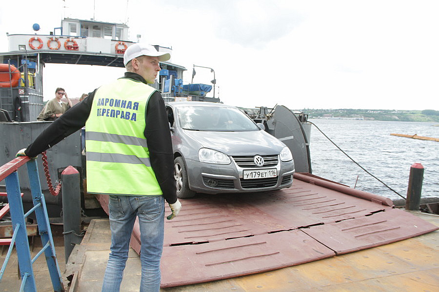 Казанцев напугали угрозой аварийного закрытия моста через Волгу