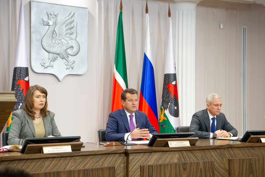 Владельцы домов, по которым пройдет Большое Казанское кольцо, торгуются с исполкомом