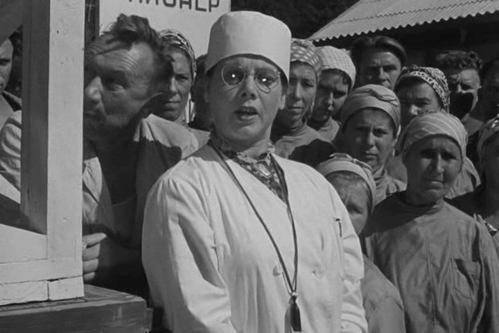 Никого не впускать, никого не выпускать: детей в Татарстане отправят отдыхать в лагеря особого режима