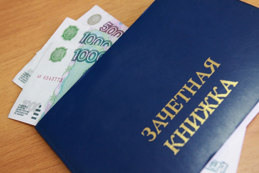 Казанского профессора отправят в колонию за взятки