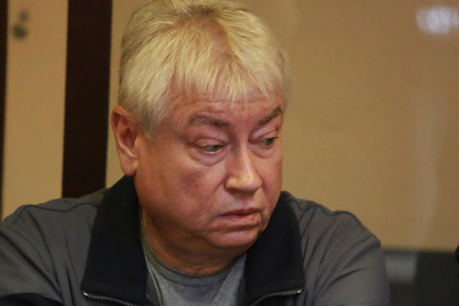 «Руки ему отрубить!»: вкладчики ТФБ требуют крови подсудимого Роберта Мусина