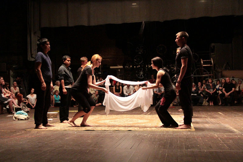 «Науруз»: от «кровавой драмы» до оперетты