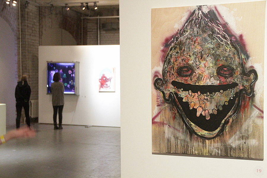 Художник-аноним эпатировал Казань выставкой «Они только жрут»