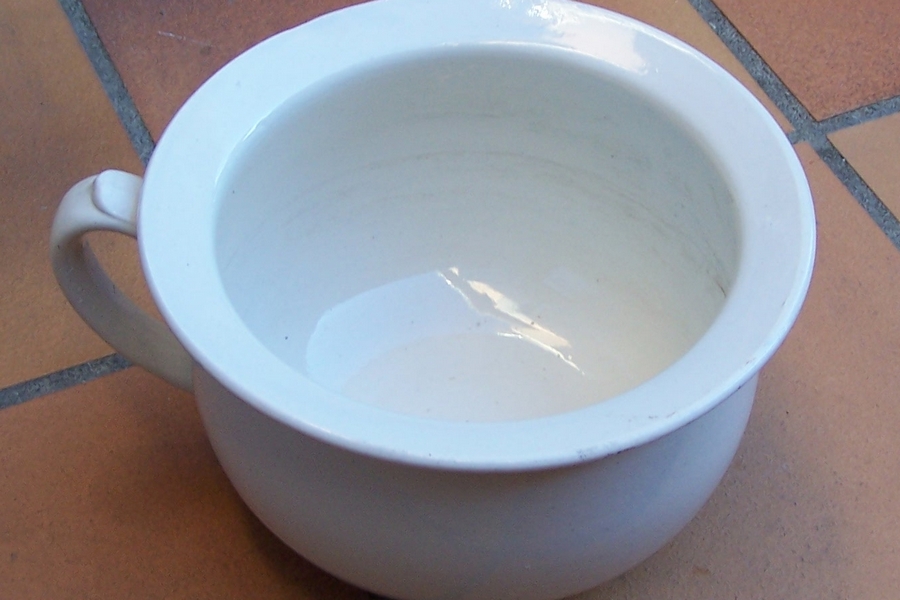 «Обос...ся и не жить»: в Казани суд решил, что в квартире можно обойтись без туалета