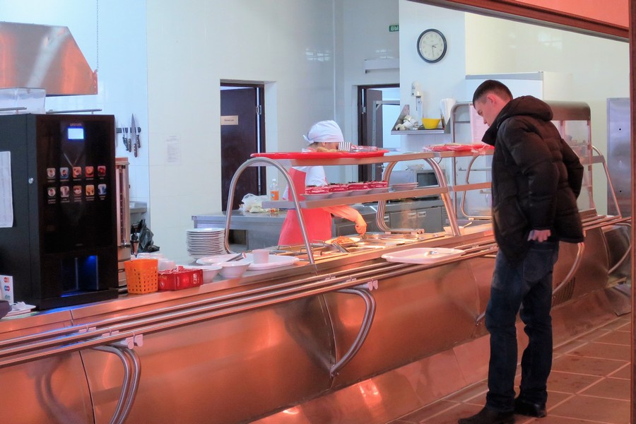 Студенты-«ревизорро» проверят вузовские столовки в Казани