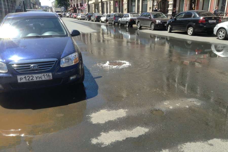 Из-за острова на стрежень