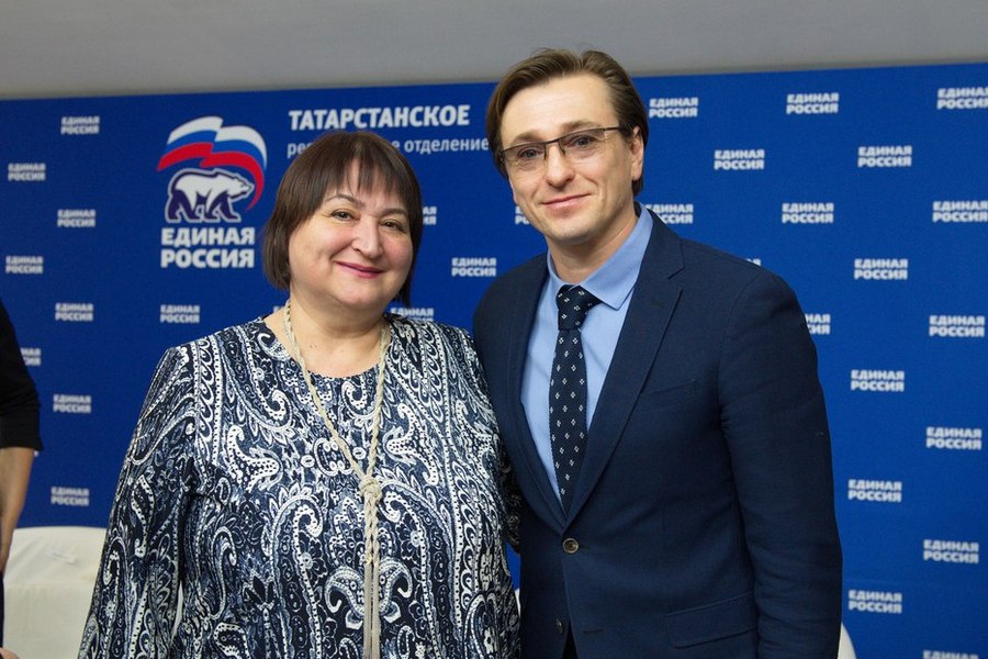 Безруков рассказал Путину, о чем плачет женщина из кукольного театра в Татарстане