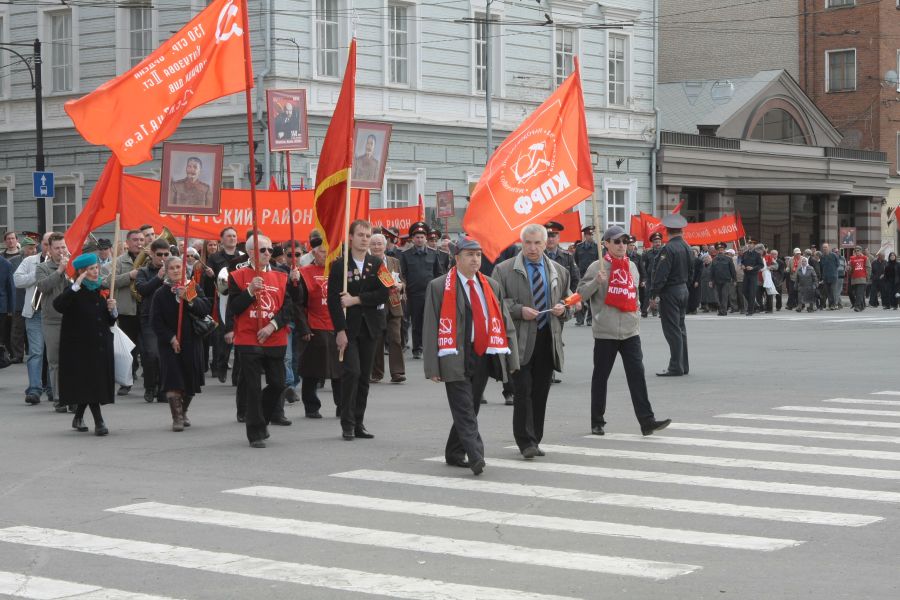 Первомай по-казански: то ли шествие, то ли флешмоб