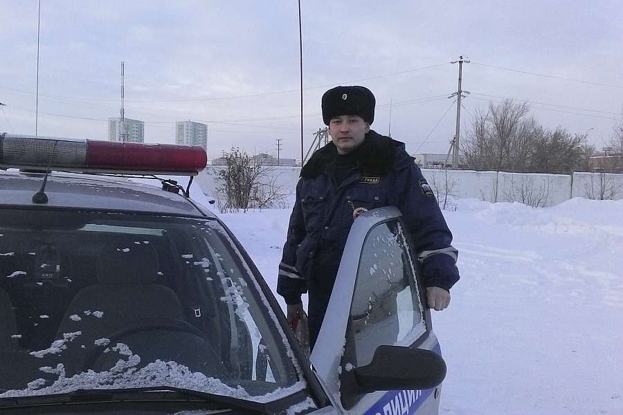 Начальство челнинского гаишника, который стал звездой YouTube, оценило его храбрость