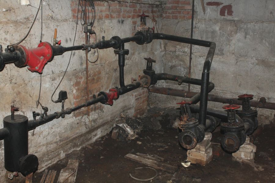 Управляющие компании могут разориться. Спасать будем?