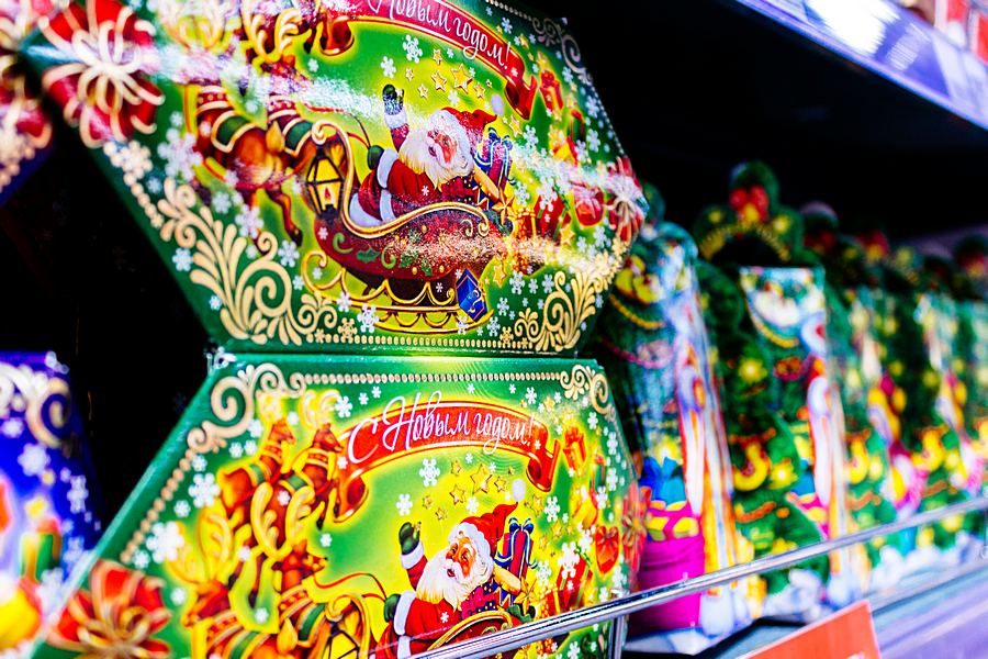 Новогодние подарки детям в Татарстане соберут из не съеденных на полдник фруктов?