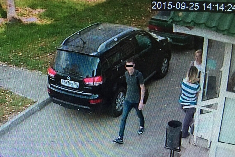 Педофил наводит ужас на родителей казанских школьников 