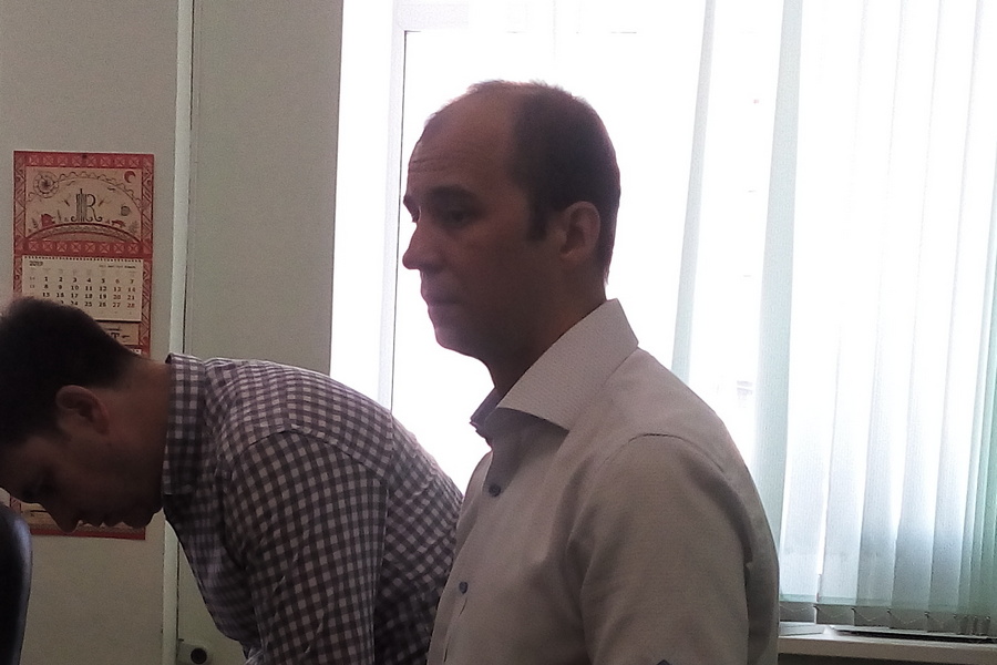 В особо крупном размере: в Казани бывшего чиновника Росимущества судят за взятку в 10 млн рублей