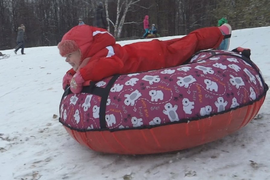 Казанские травматологи: Не пускайте детей на «ватрушки»!