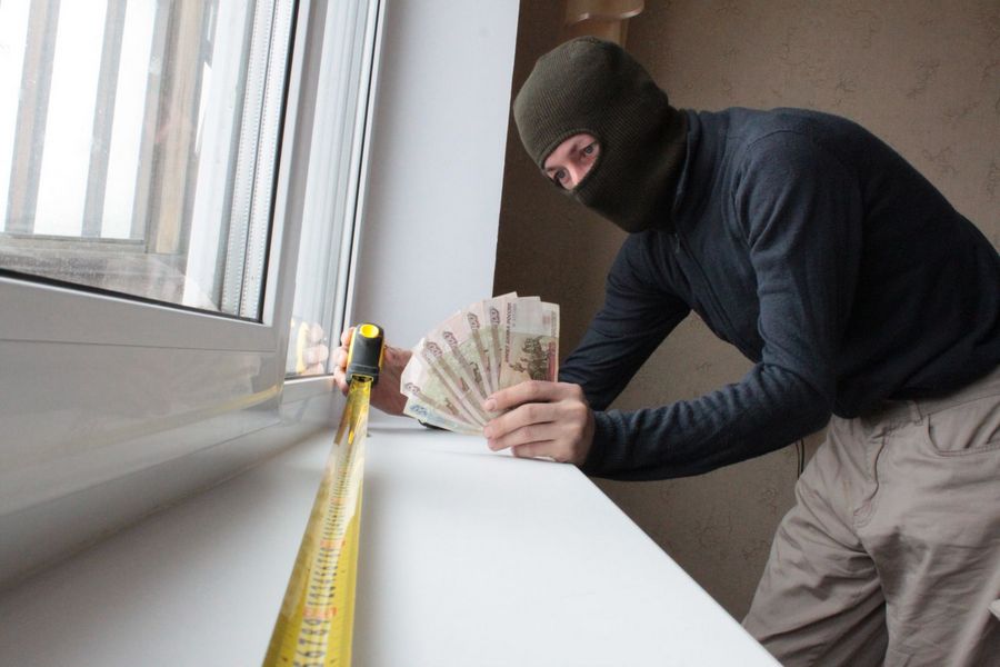 В кошельки казанцев лезут через окна