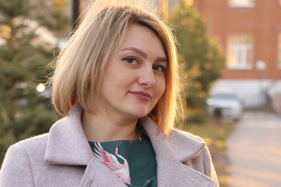 «Назвал дочек так, как хотела мое солнышко»: на беду молодого отца-одиночки из Татарстана, жена которого умерла при родах, откликнулись люди со всего мира