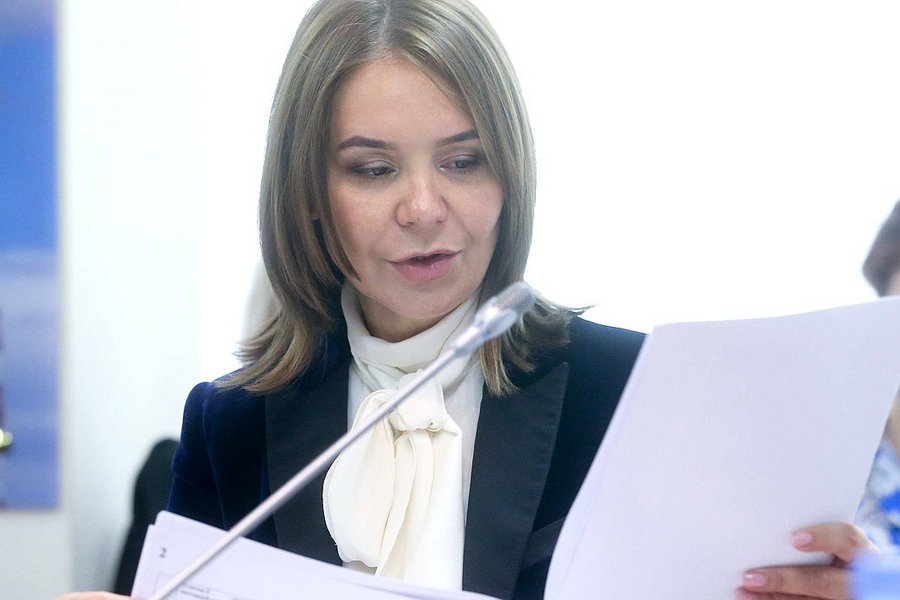 Депутат Госдумы от Татарстана Альфия Когогина решила помочь мужу с продажей «КамАЗов»?