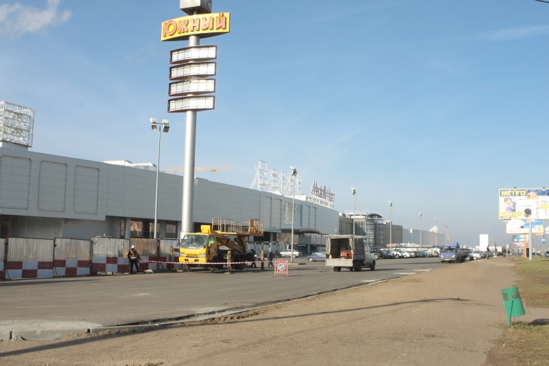 Командование на "Южном" фронте принял президент