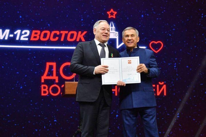 Минниханов наградил Петушенко орденом «За заслуги перед РТ»