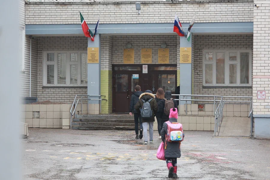 Школьникам на ЕГЭ не разрешили пользоваться калькулятором