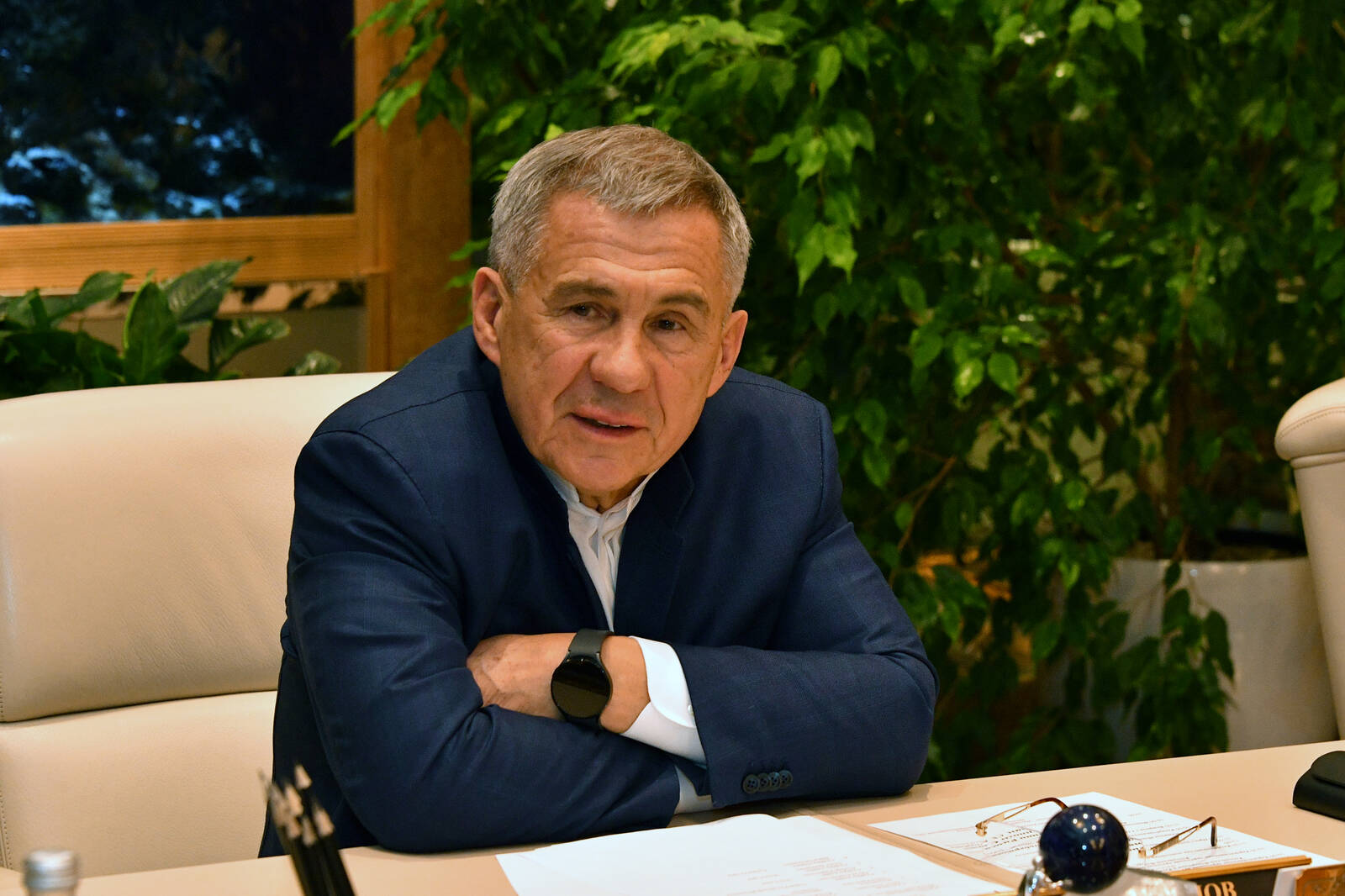 Минниханов подписал закон о запрете детям посещать кальянные