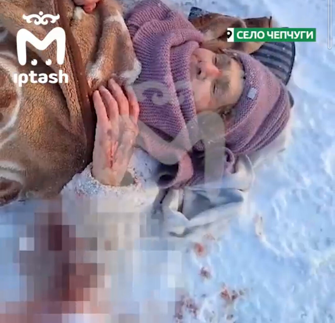 В Татарстане пенсионерку переехал снегоуборочный трактор