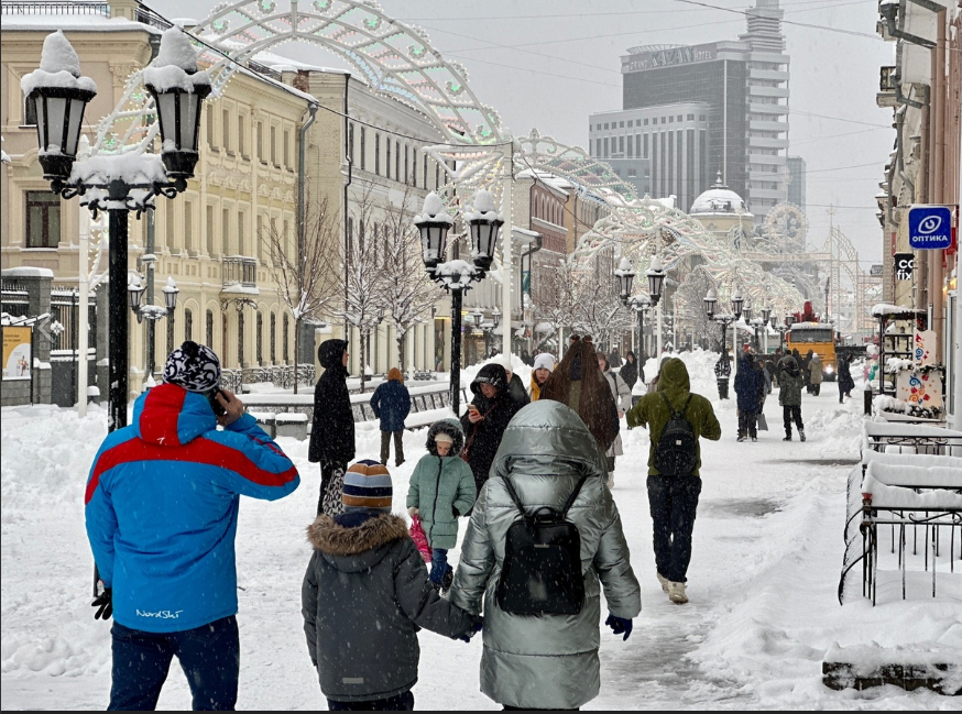 Новогодние иллюминации в Казани хотят оставить до марта