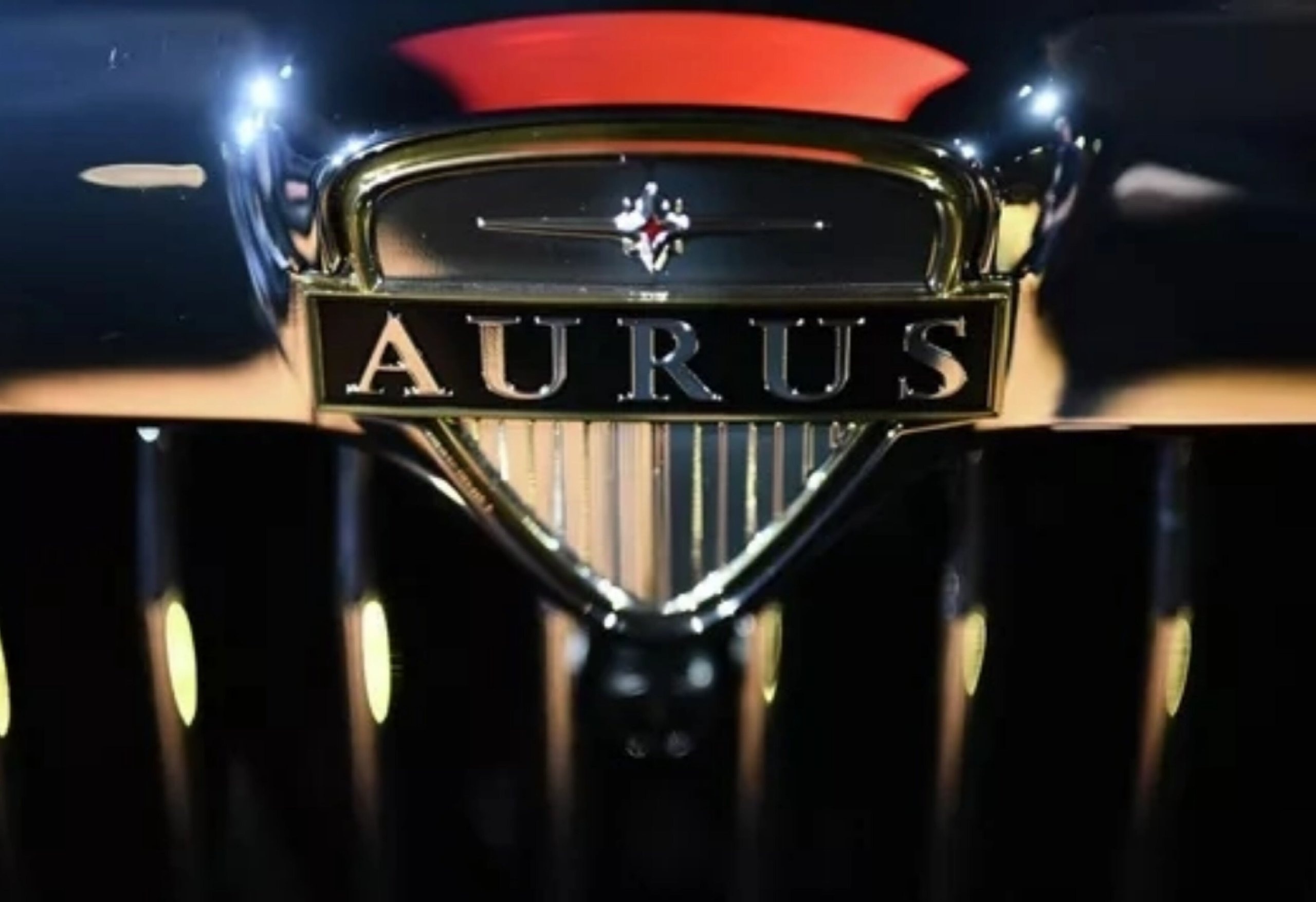 Вице-спикеры Госдумы начнут ездить на Aurus