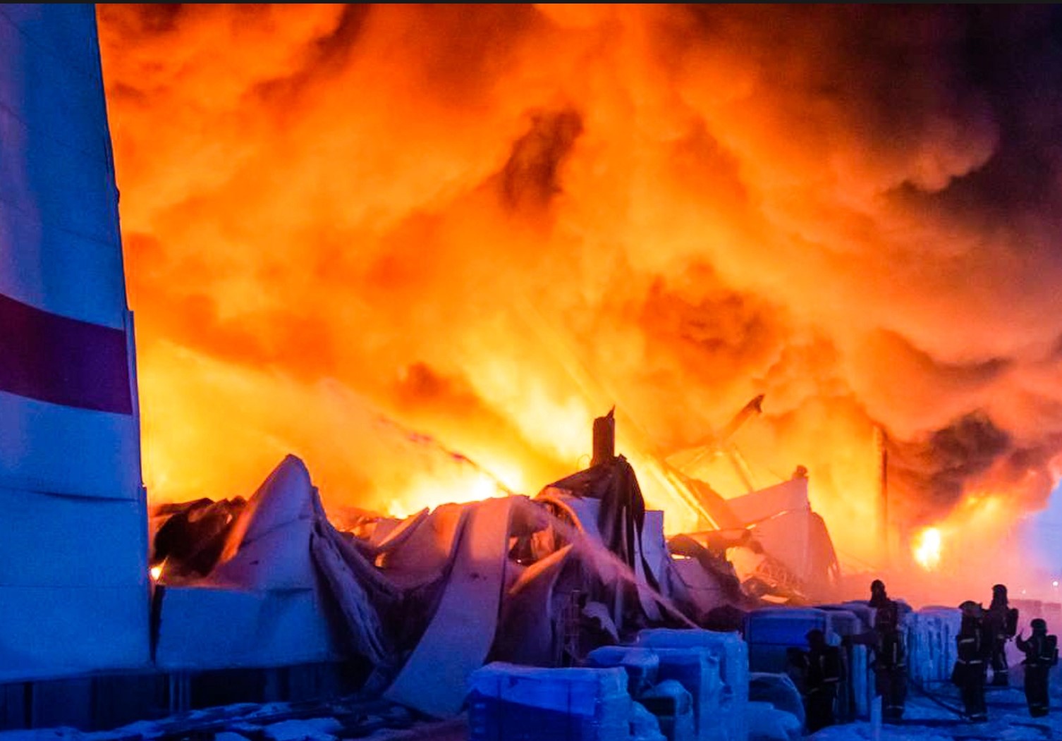 Бастрыкин поручил возбудить уголовное дело после пожара на складе Wildberries