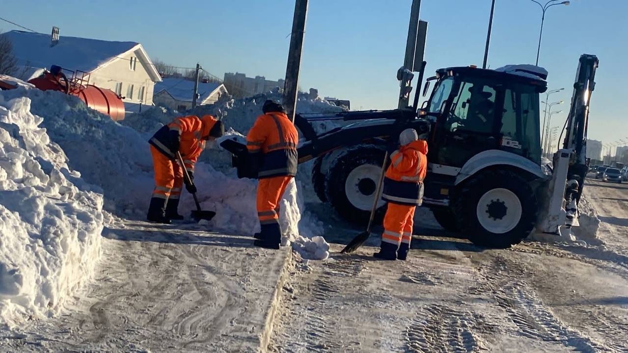 Горьковское шоссе в Казани расчистили до трех полос