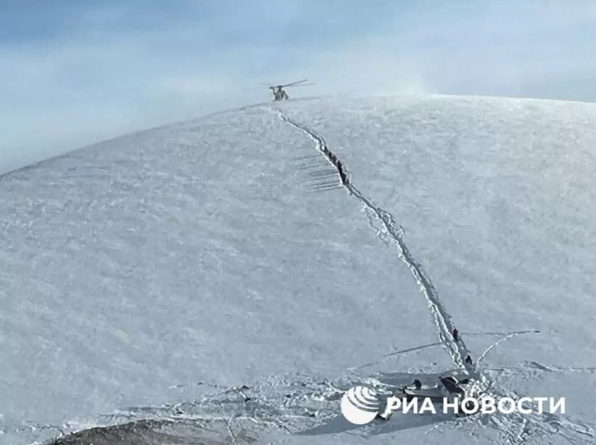 Из упавшего в Афганистане самолета исчез миллион долларов