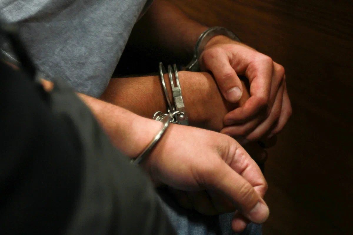 Силовики вычислили торгующую наркотиками по всей России международную банду