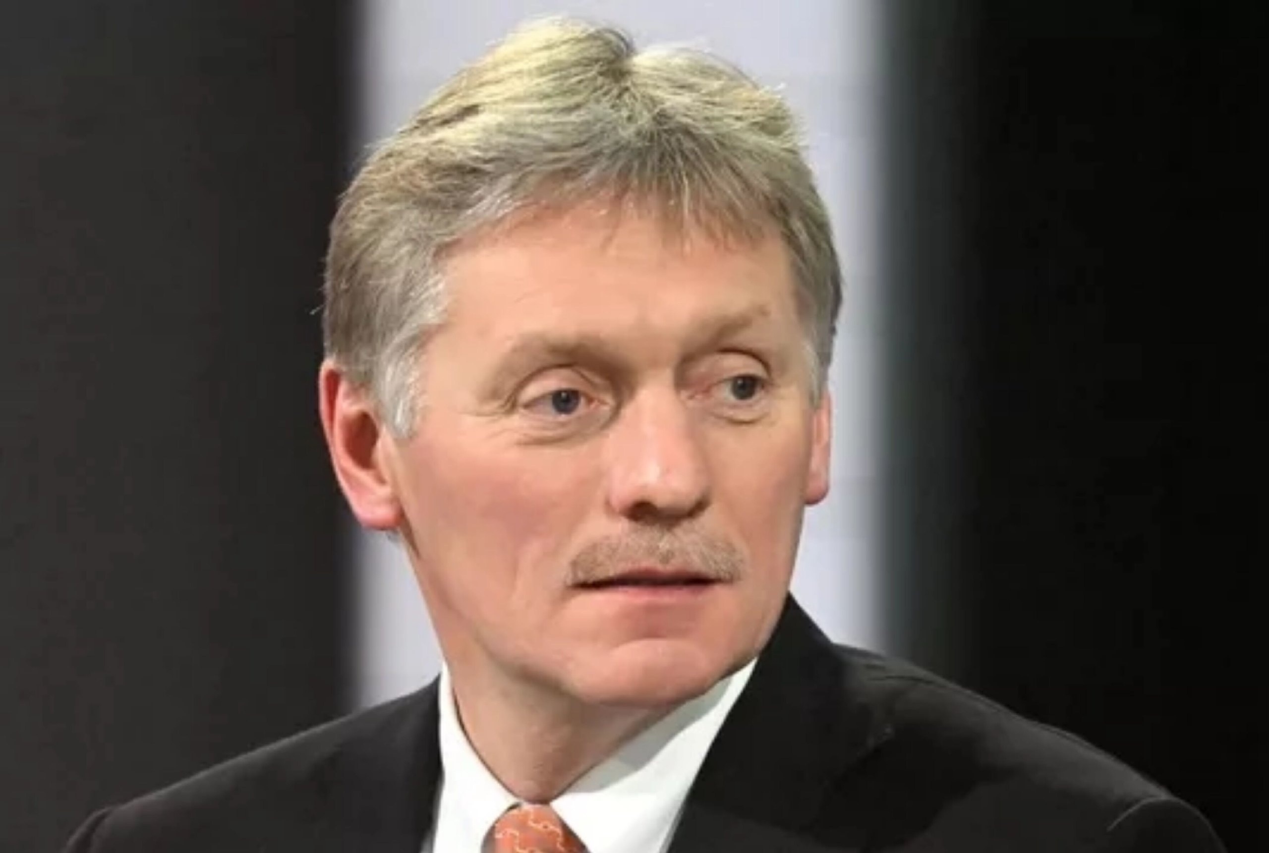 Песков оценил прогноз МВФ по росту ВВП России